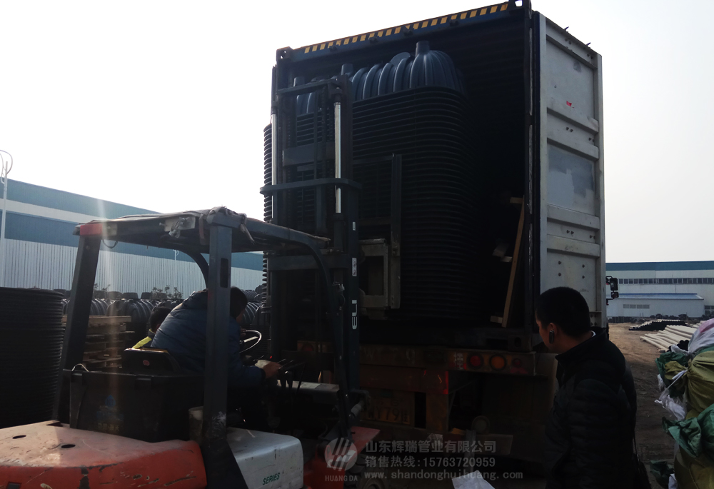 山東輝瑞管業(yè)：一批化糞池出口菲律賓，新農(nóng)村旱廁改造走向全球