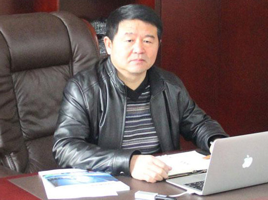 市人大代表、山東輝瑞管業(yè)有限公司董事長  侯成安